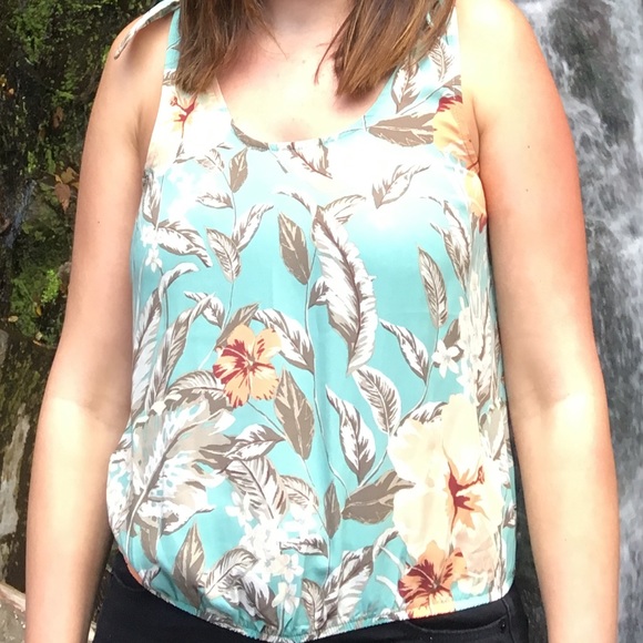 Small dynamite tank with tie straps - crop top with elastic - Picture 4 of 4